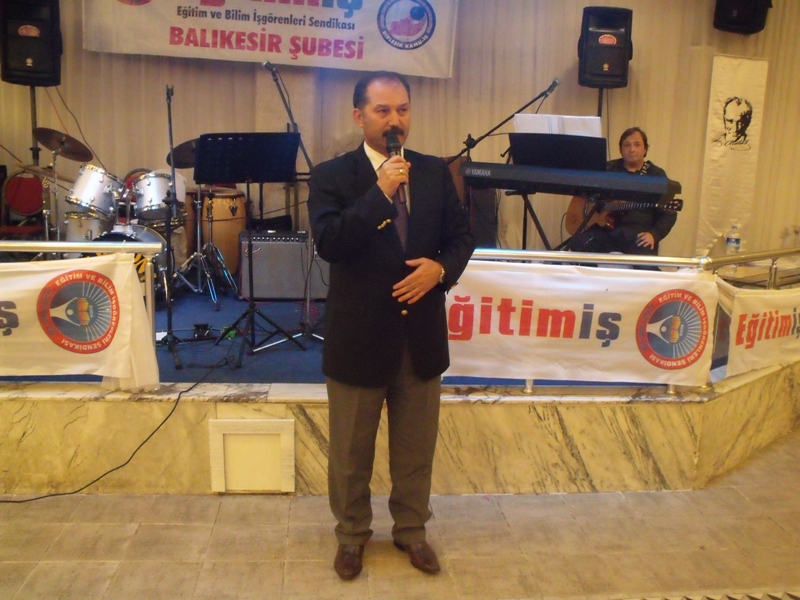 DERSHANE SİSTEMİNE DE, ÖZEL OKULA DA KARŞIYIZ